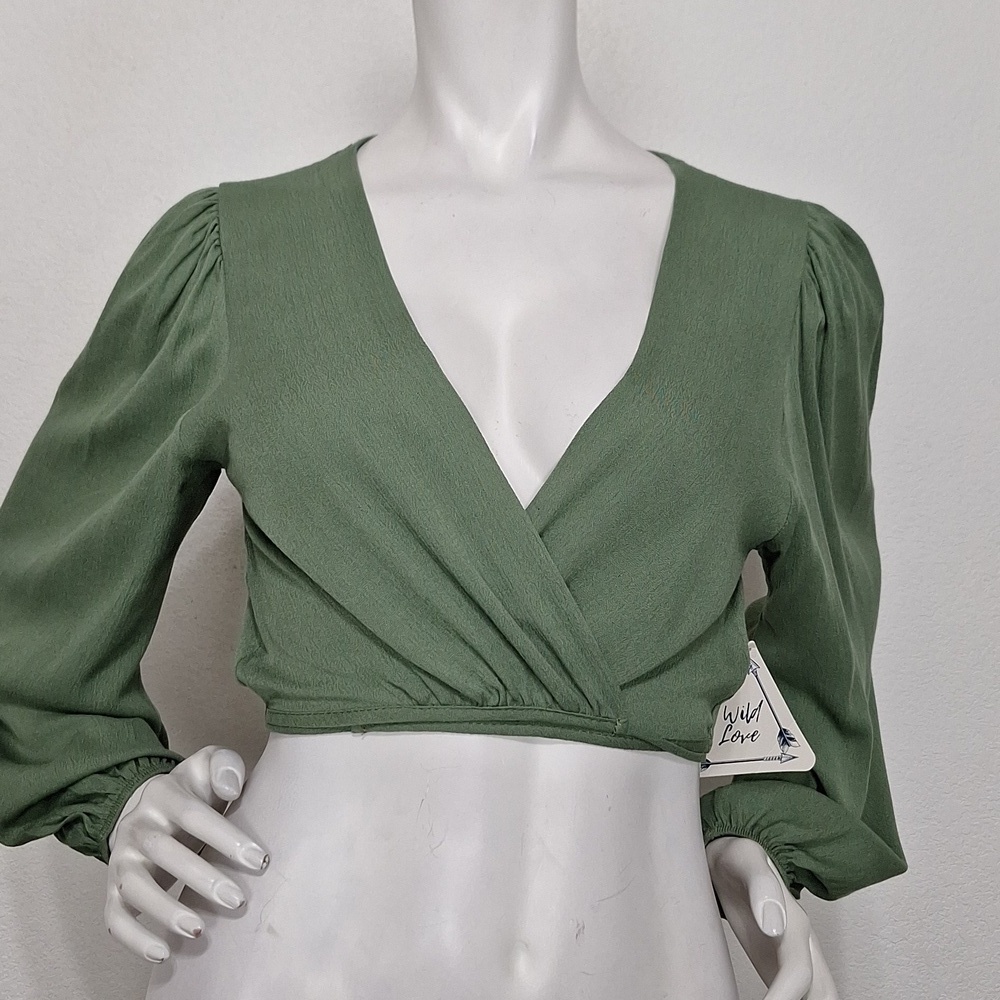 Wild Love (NEW) Retro Hippie 70's Puff Sleeves Green Tie Wrap Crop Top Size M